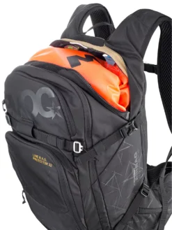 Evoc Line R.A.S. Protector 32L Rucksack 19 Evoc Line R.A.S. Protector 32L Rucksack -Skiausrüstung Verkauf LineRASProtector32LRucksack 9
