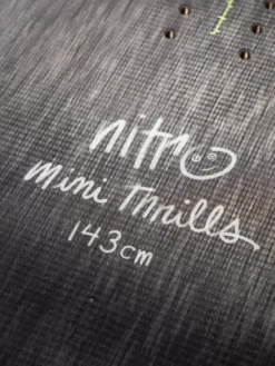 Nitro Mini Thrills 138 2023 Snowboard 12 Nitro Mini Thrills 138 2023 Snowboard -Skiausrüstung Verkauf MiniThrills1382023Snowboard 4