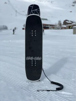 ShredSleds Slash Puppy Snowskate 9 ShredSleds Slash Puppy Snowskate -Skiausrüstung Verkauf SlashPuppySnowskate 3