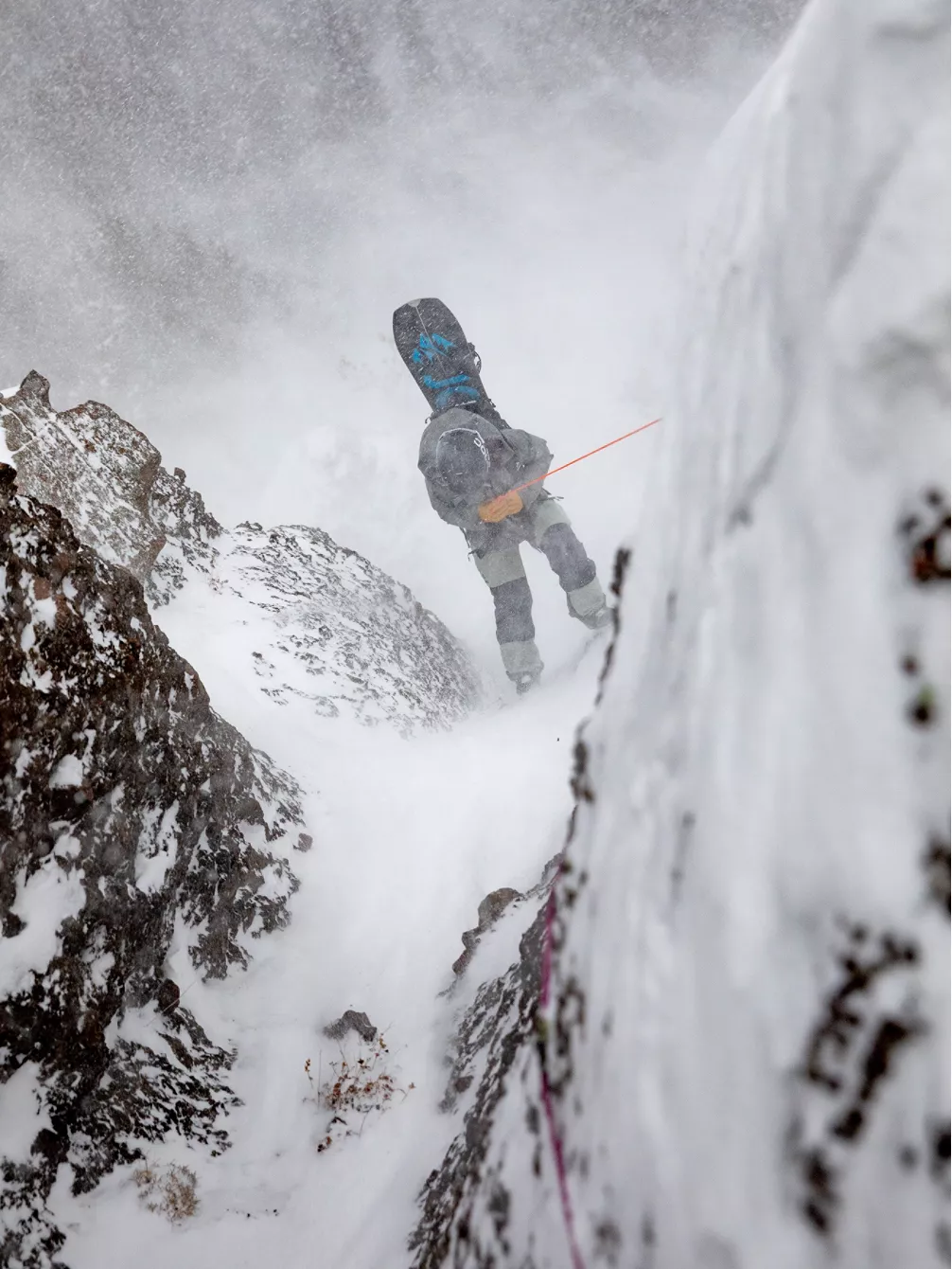 Jones Snowboards Solution 137 2023 Splitboard 8 Jones Snowboards Solution 137 2023 Splitboard – Bild 8